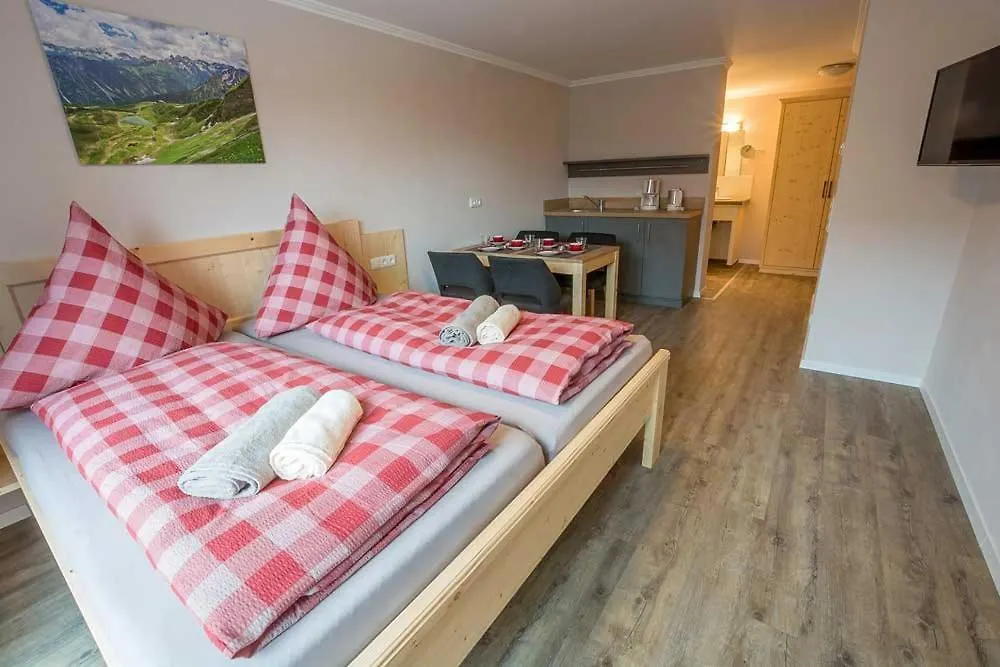 Moosbauer Hof Hotel Burgberg  0*, Burgberg (Bavaria)